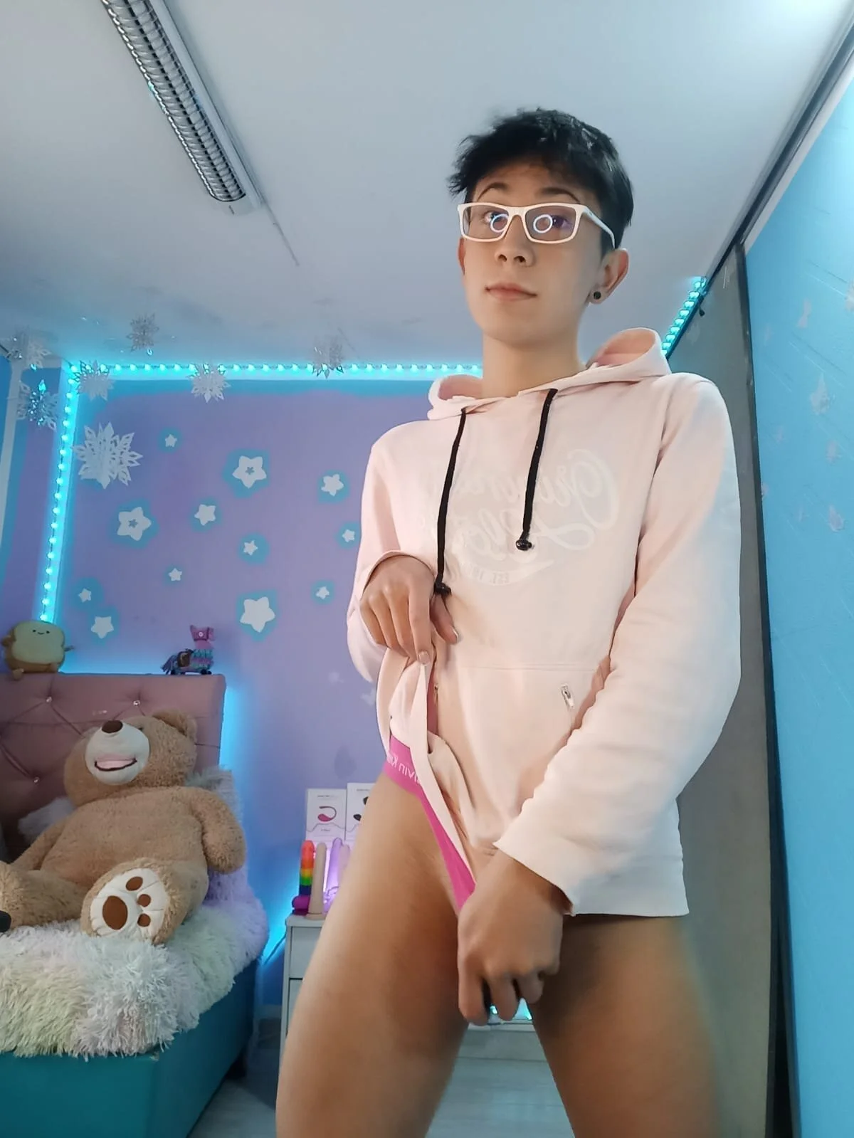 XXX Porn Photo of Nude Naughty__Chriss 14