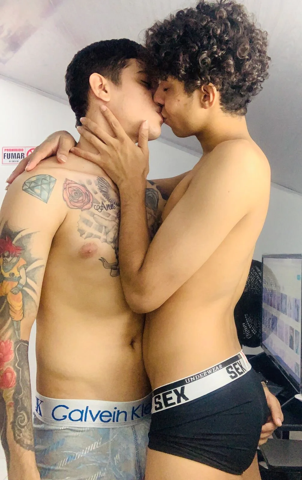 XXX Porn Photo of Nude Adventurous_Boys 2