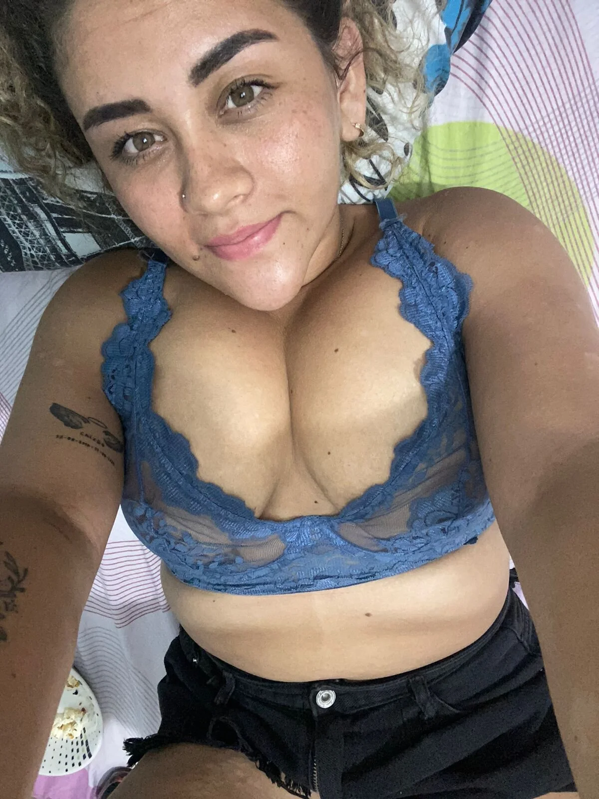 XXX Porn Photo of Nude loly_bigbooty4u 6