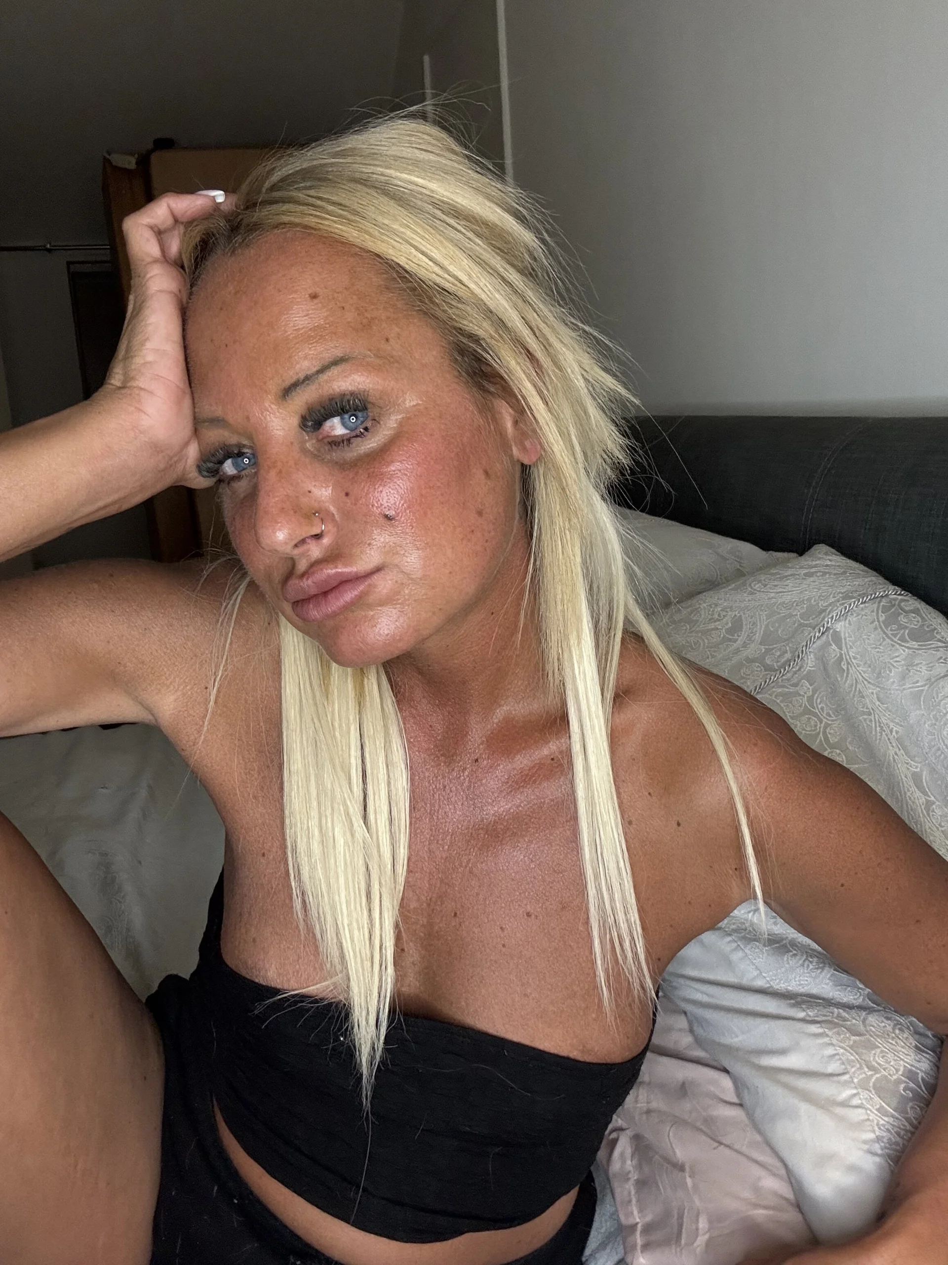 XXX Porn Photo of Nude NaughtyBlondeUk 3