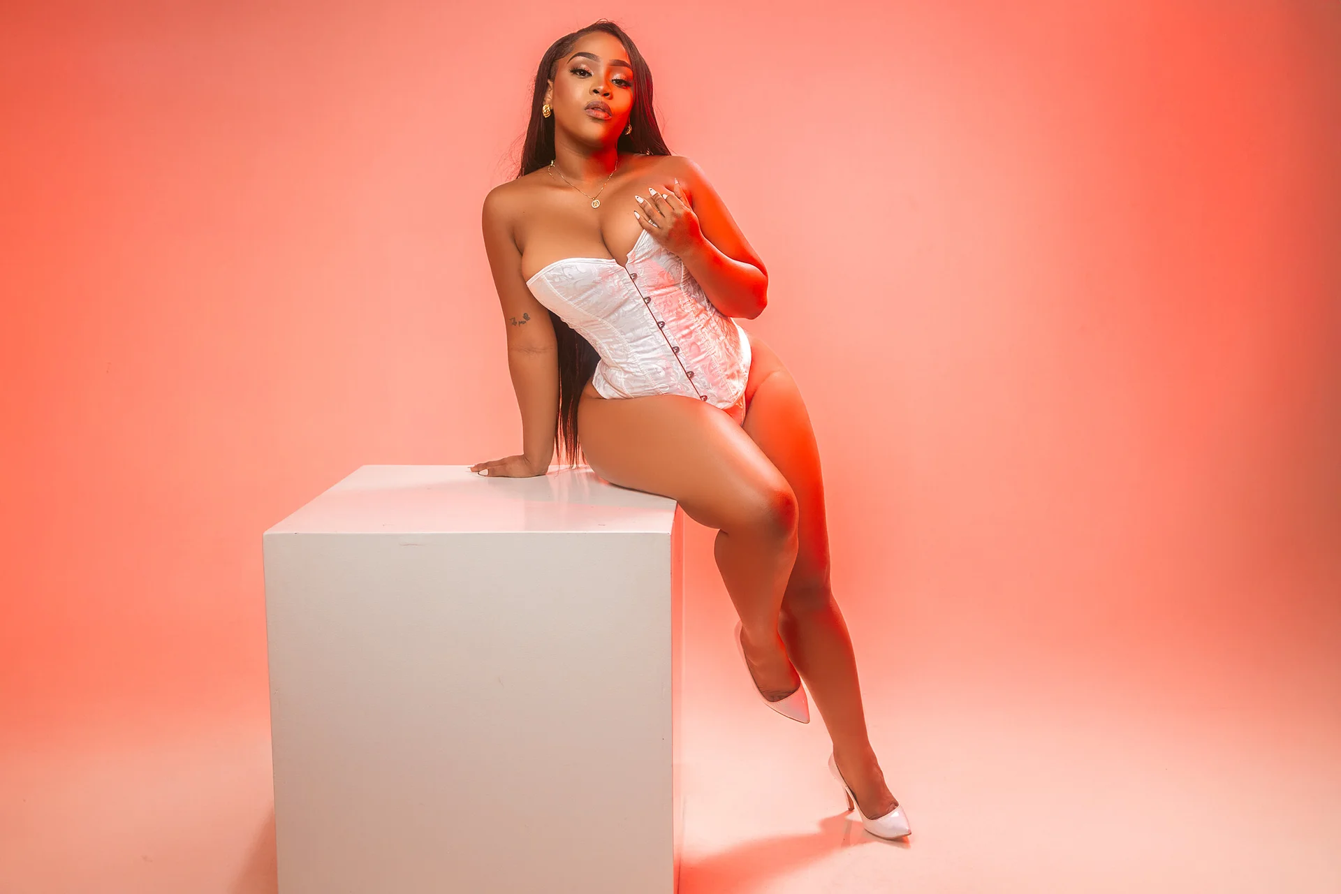 XXX Porn Photo of Nude TianahGlow 21