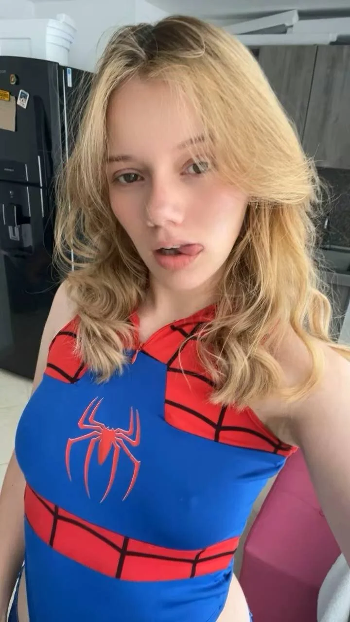 XXX Porn Photo of Nude NicoleCut 46