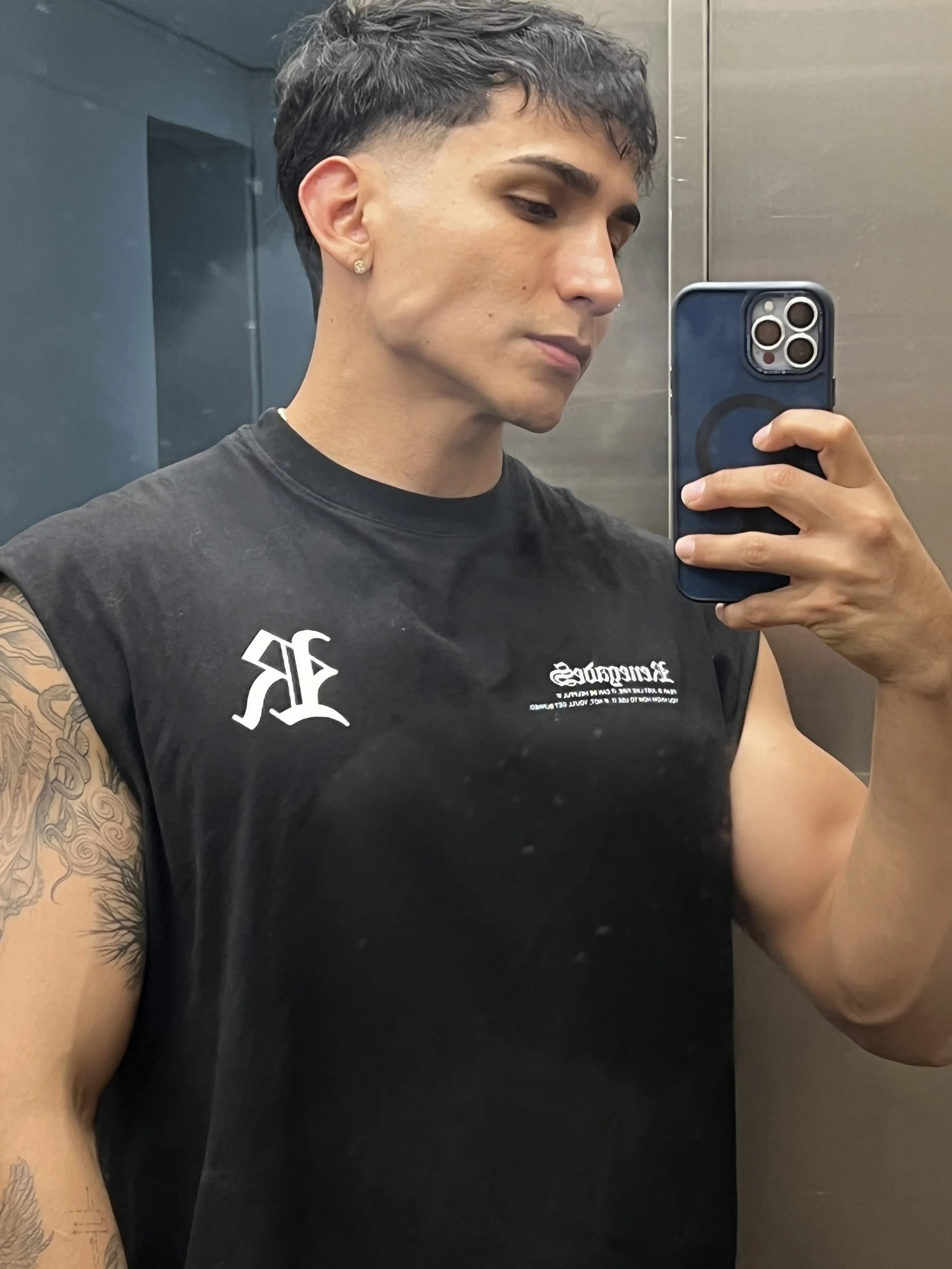 XXX Porn Photo of Nude muscle_boyhorny 204