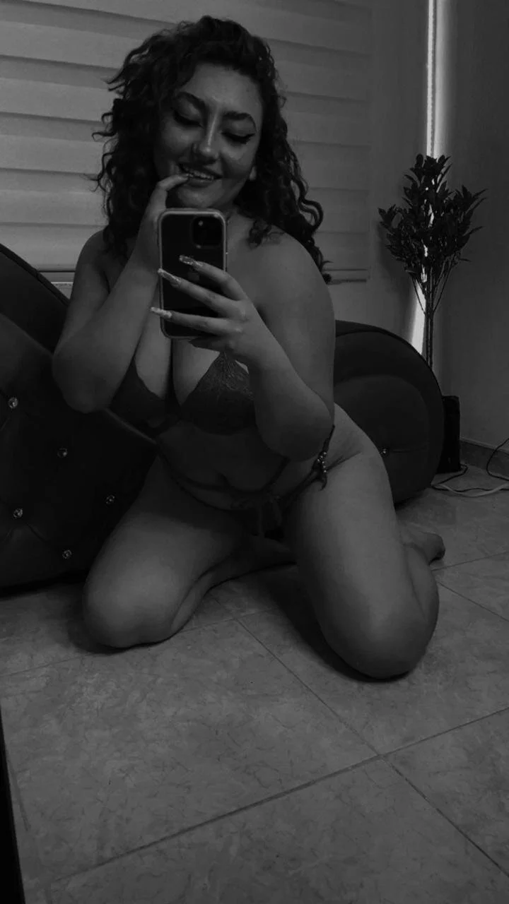 XXX Porn Photo of Nude Emily_Jonesh 12