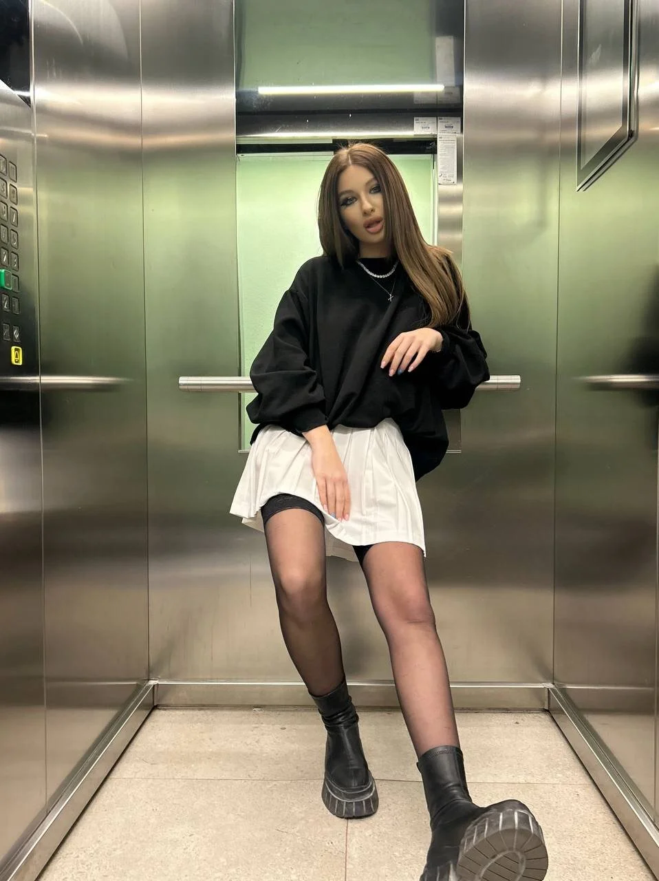 XXX Porn Photo of Nude AvaShayy 21
