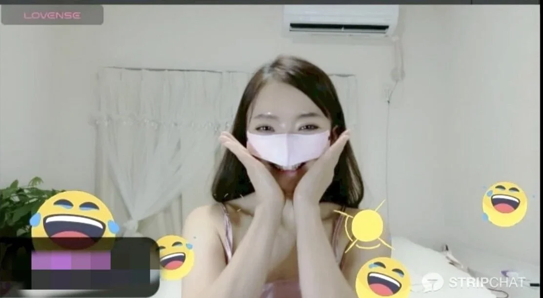 XXX Porn Photo of Nude momochan88 10