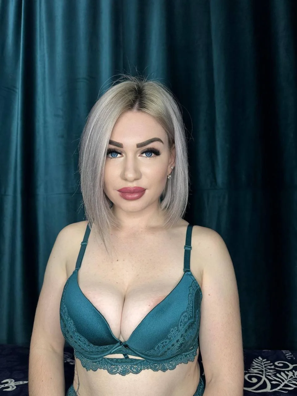 XXX Porn Photo of Nude Kira_asmus94 48