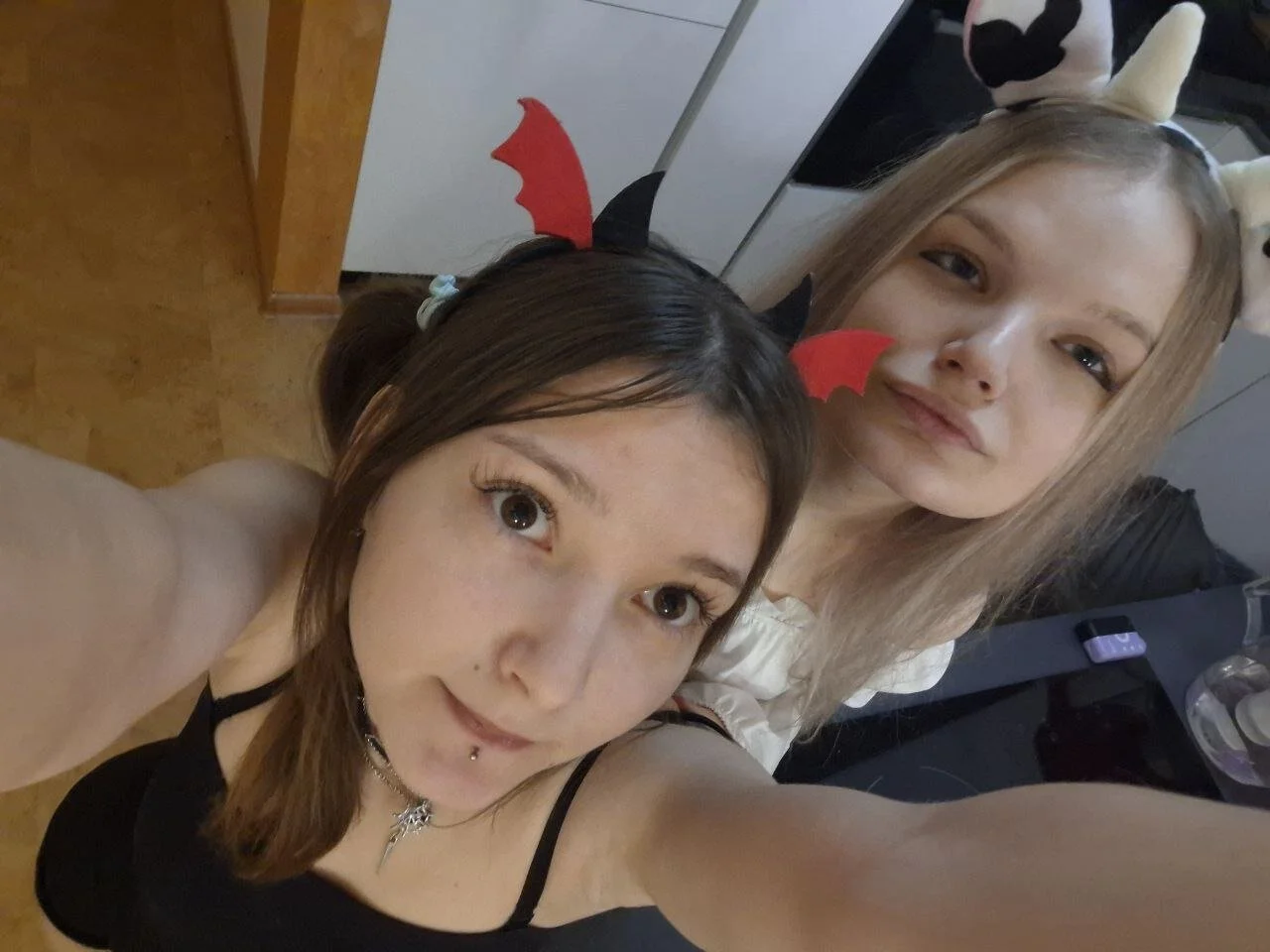 XXX Porn Photo of Nude DongMolt 197