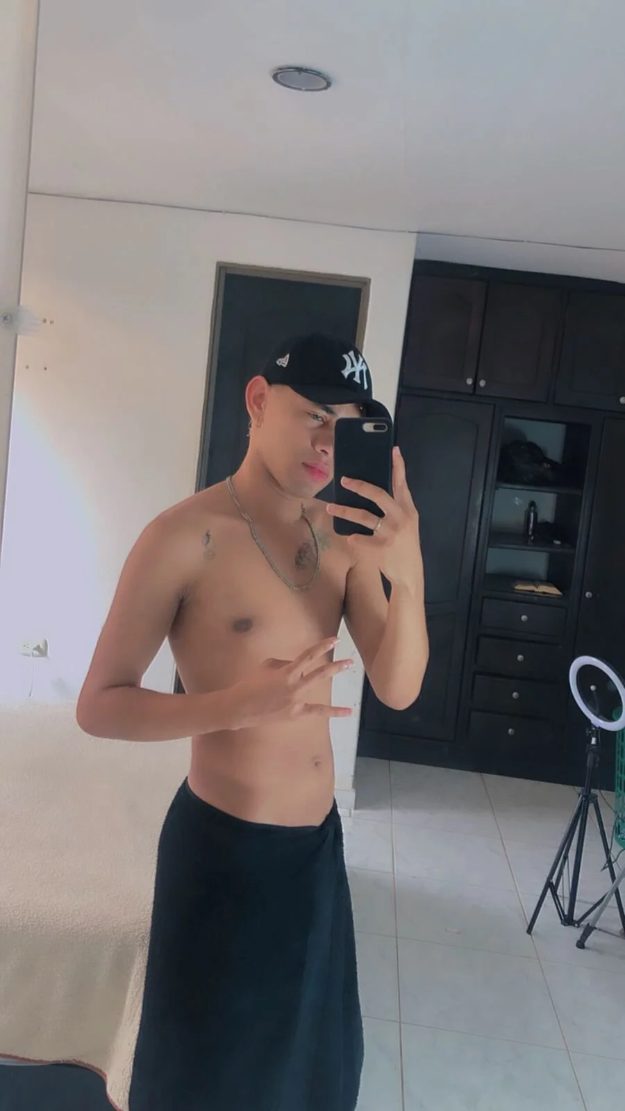 XXX Porn Photo of Nude Jake_Thomas 32