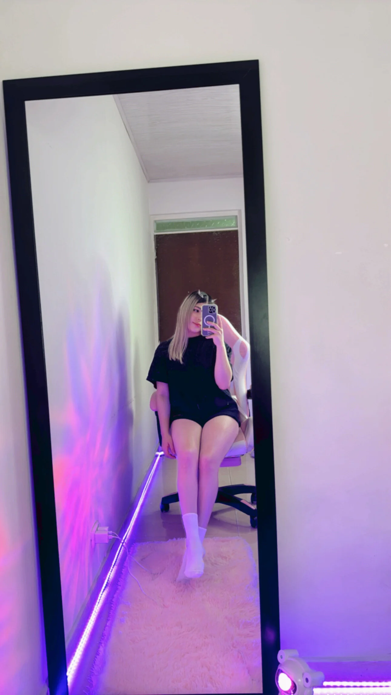 XXX Porn Photo of Nude misshoneyxxx 2