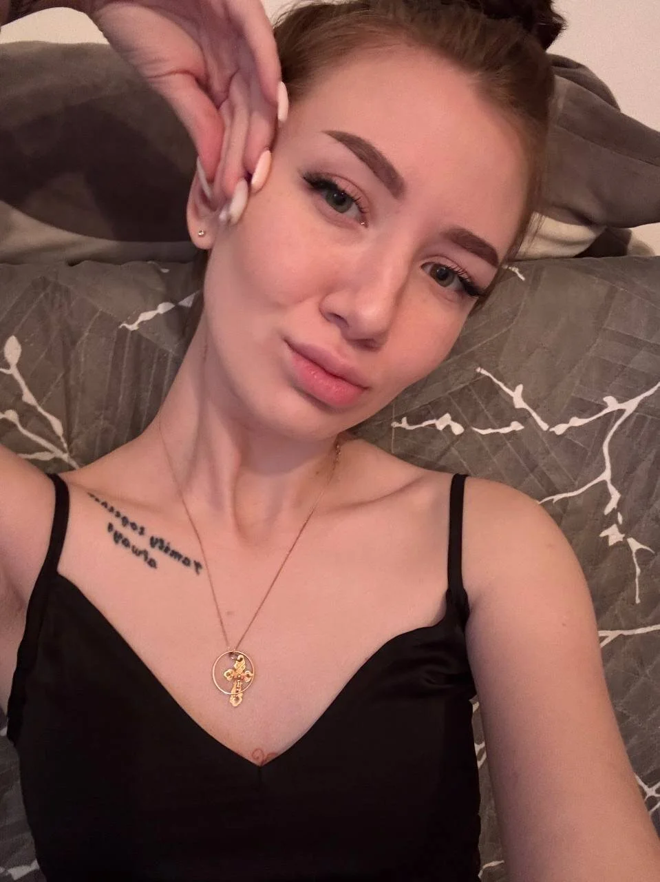 XXX Porn Photo of Nude Taraheers 9