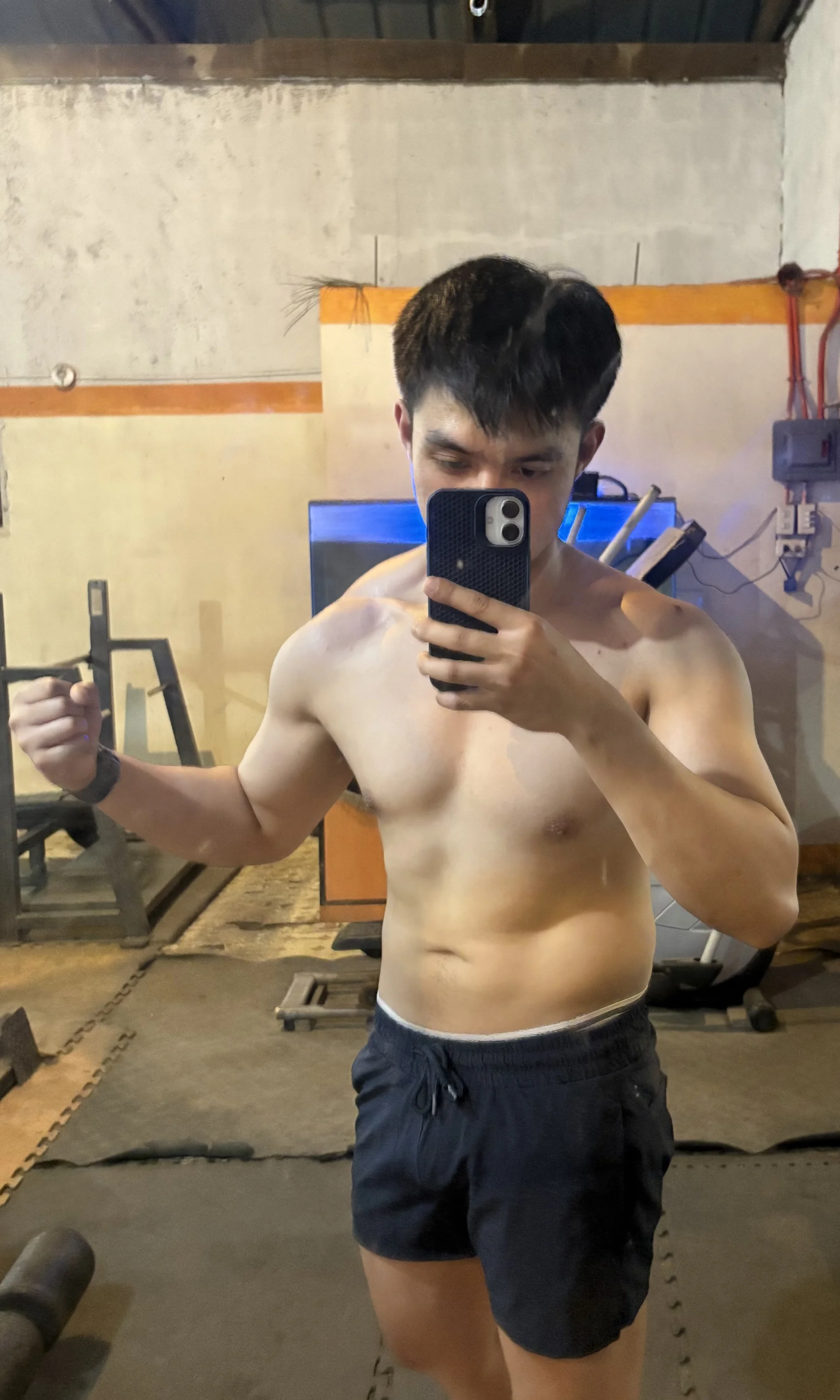 XXX Porn Photo of Nude THEO_AsianPinoy 2