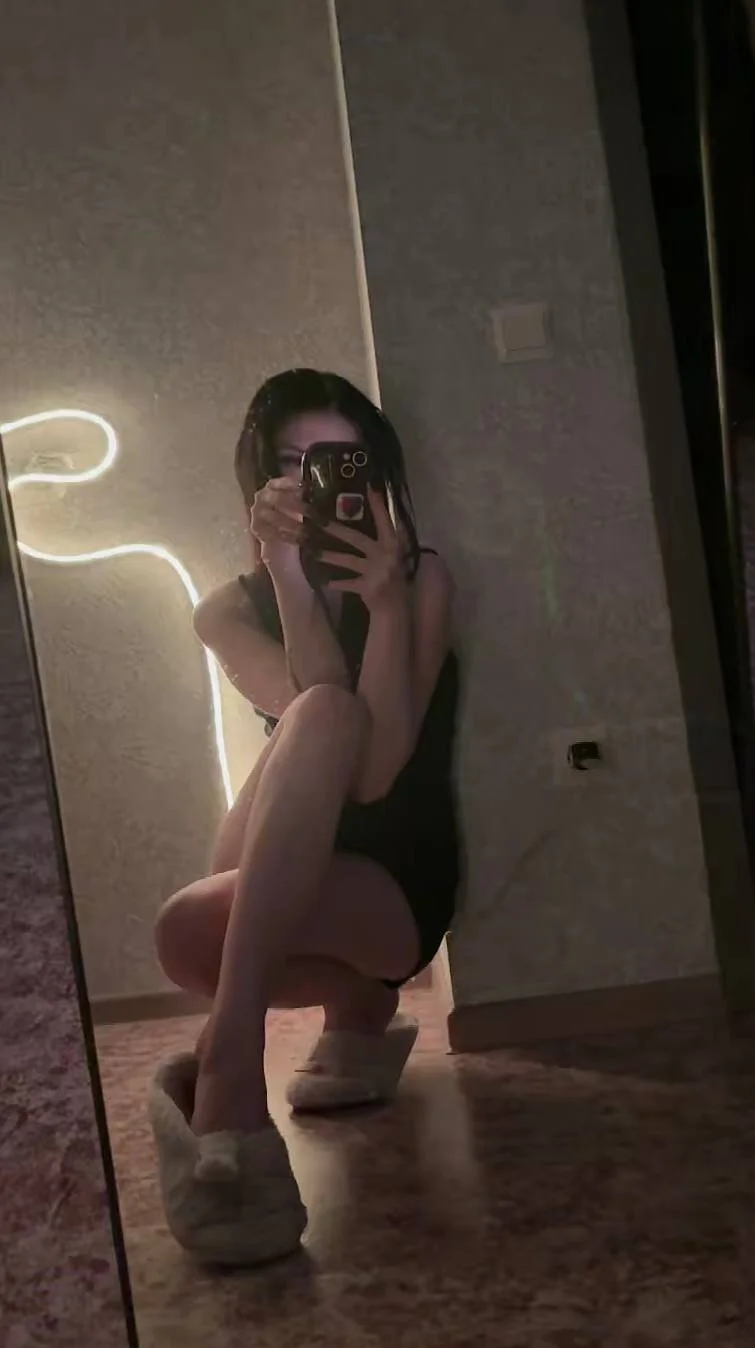 XXX Porn Photo of Nude Molly_Crystall 1