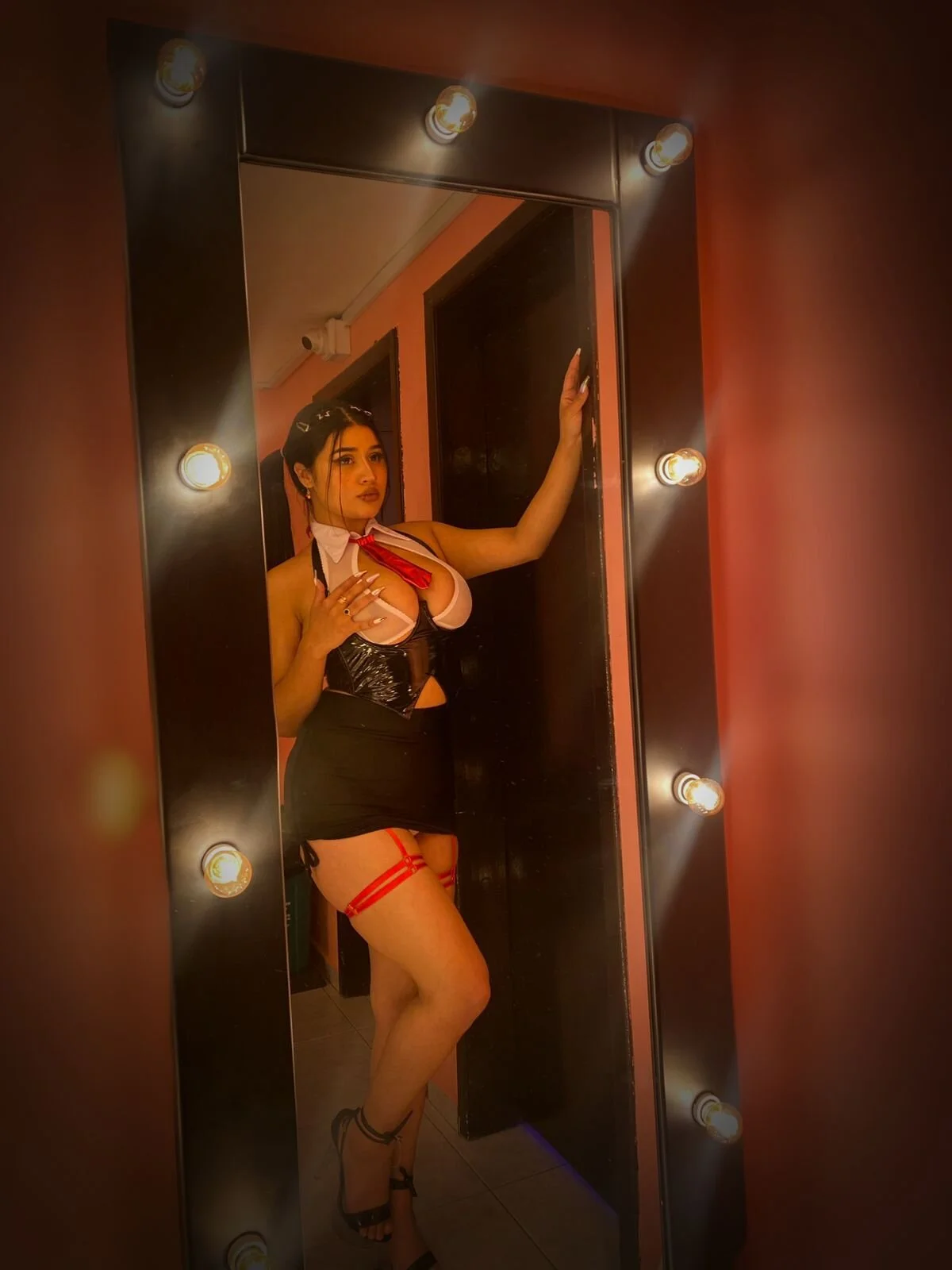 XXX Porn Photo of Nude venusowen_ 136