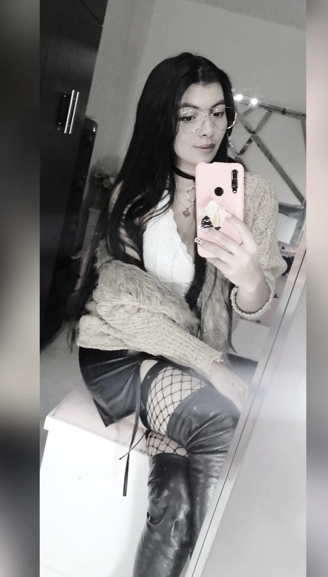 XXX Porn Photo of Nude roxannk1 11