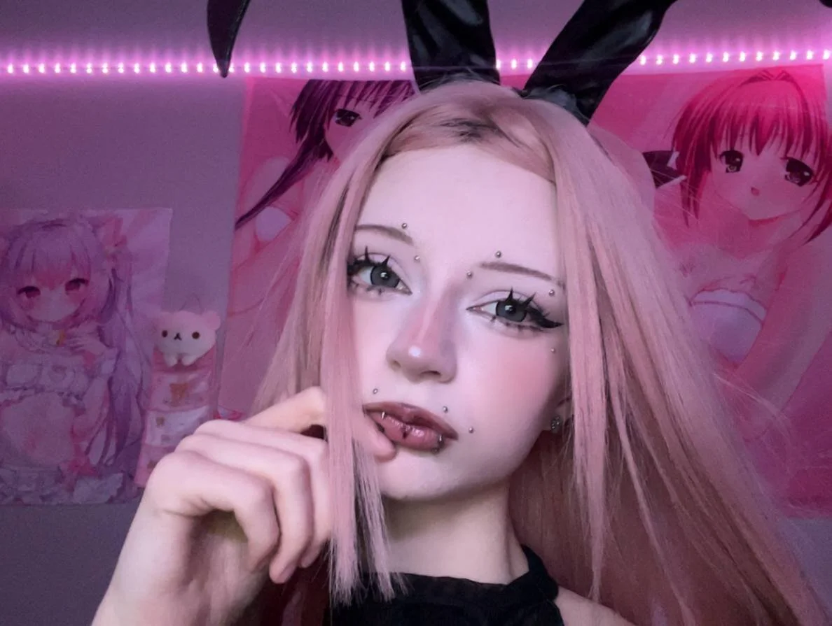XXX Porn Photo of Nude suicid3_yuno 2