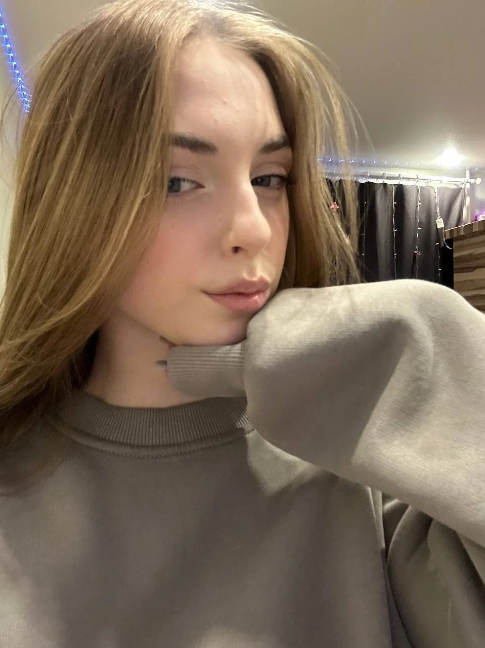 XXX Porn Photo of Nude PollyDream 4