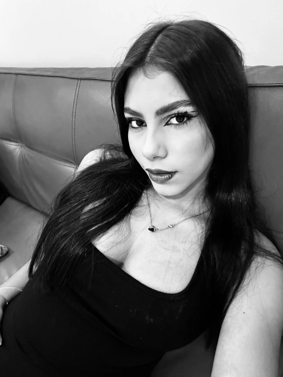 XXX Porn Photo of Nude SiennaMoore 11