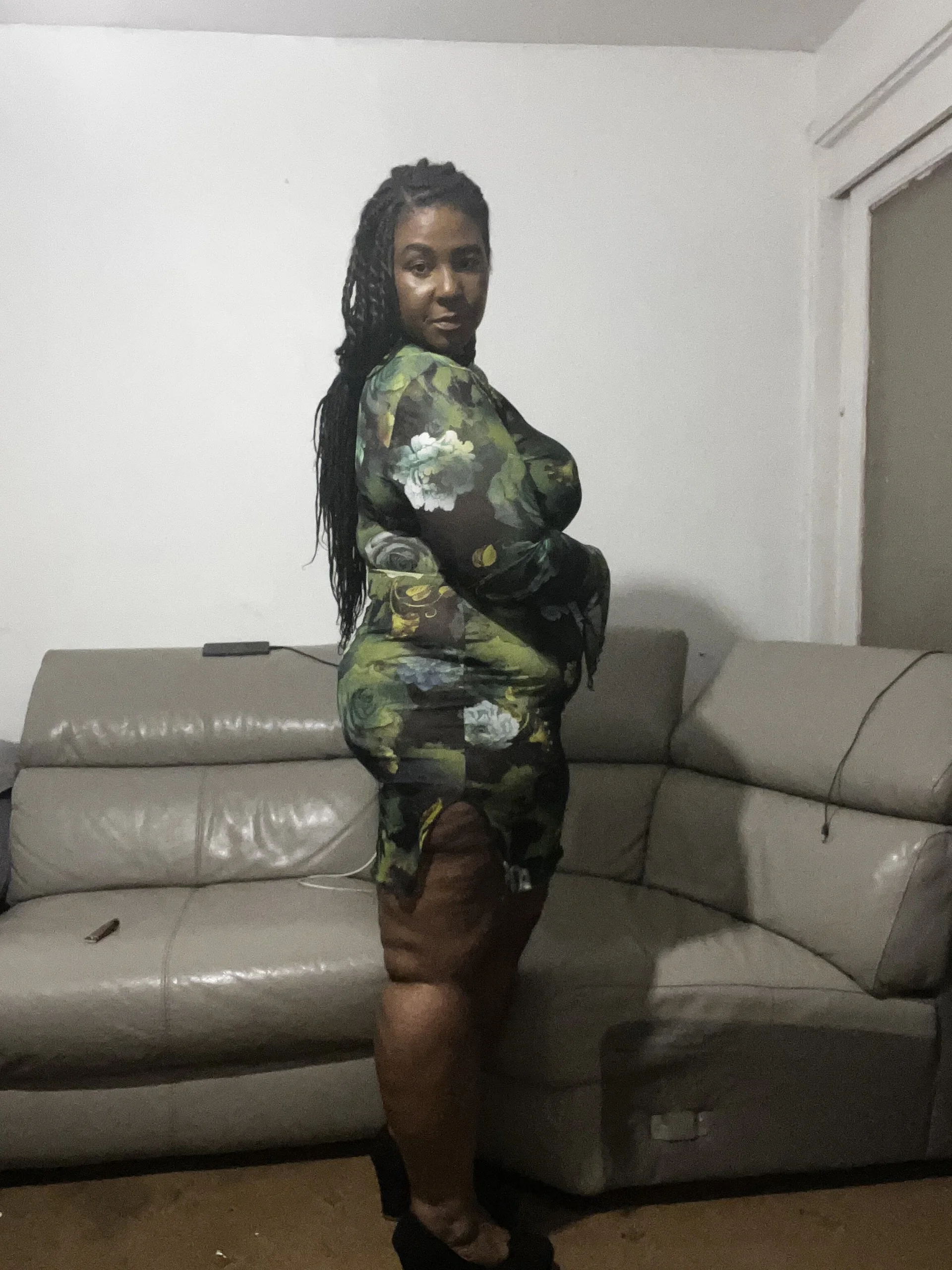 XXX Porn Photo of Nude CurvySashia 357