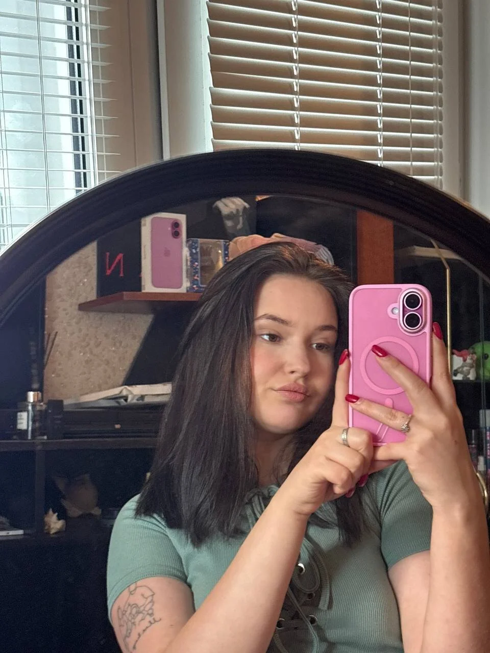 XXX Porn Photo of Nude KathrynGomez 4