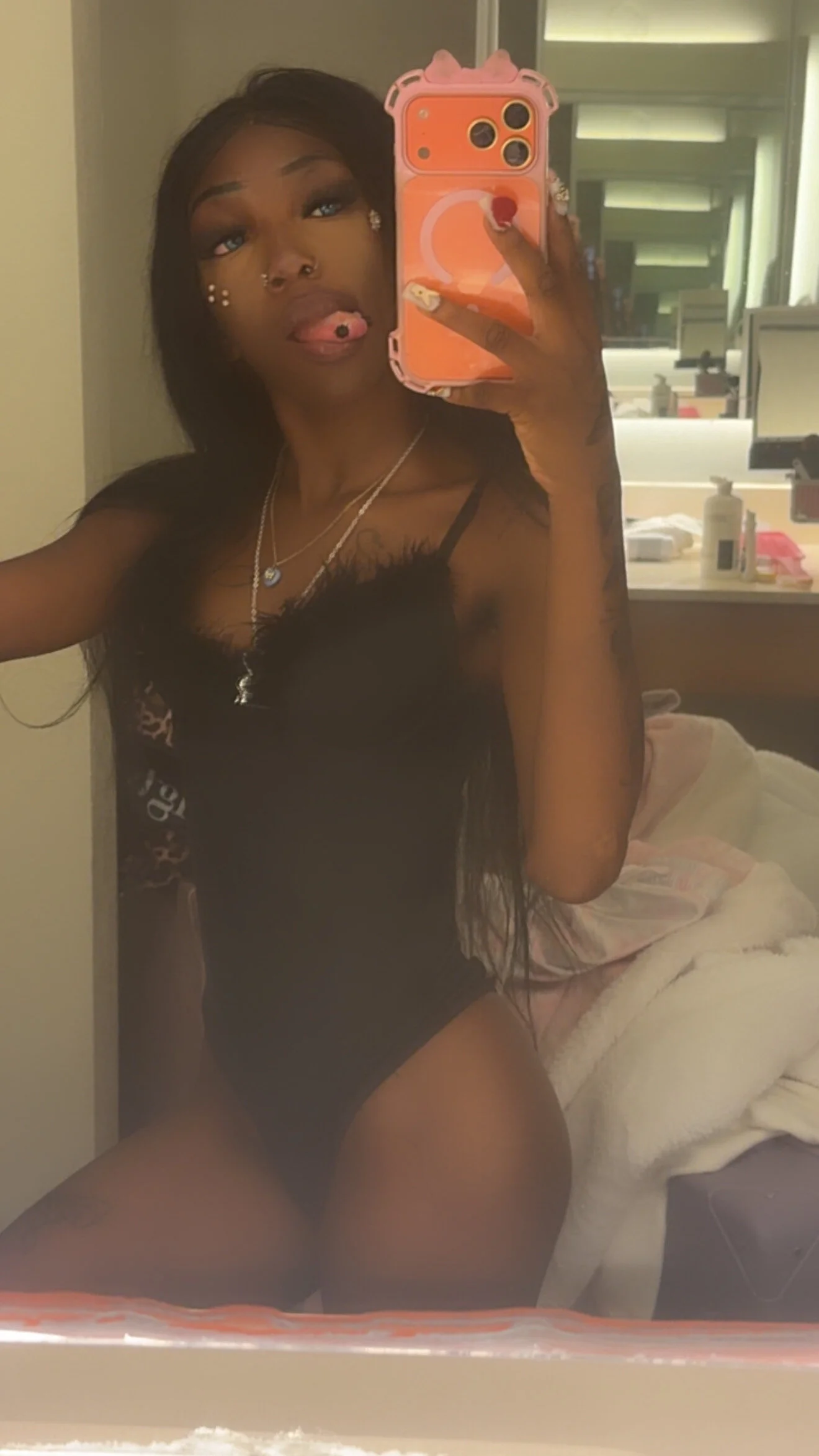 XXX Porn Photo of Nude Loopsies 15