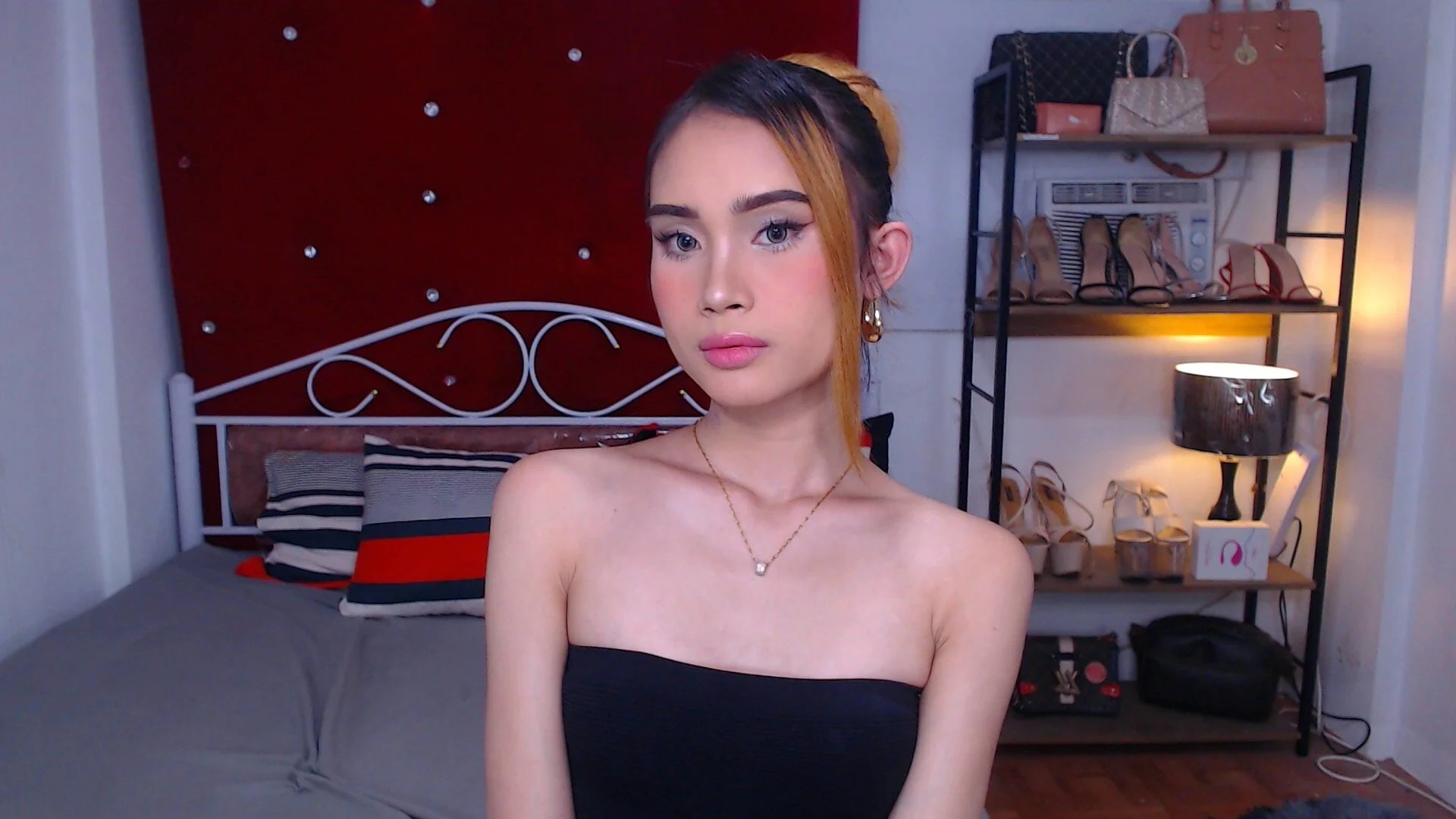 XXX Porn Photo of Nude JuicyCockThea 2