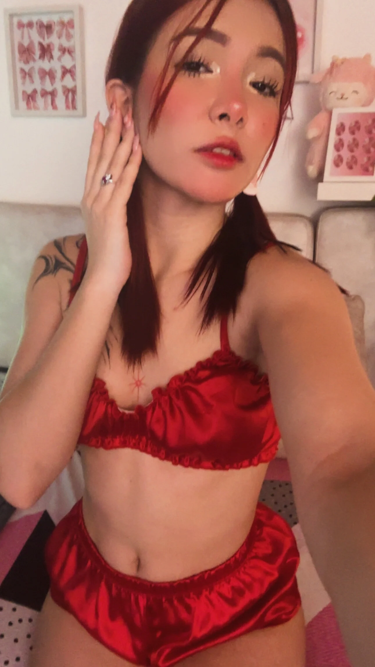 XXX Porn Photo of Nude Hanni_Dulce 15