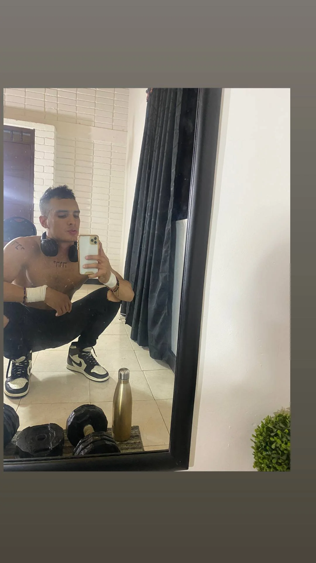 XXX Porn Photo of Nude Maicol_xxxx 1