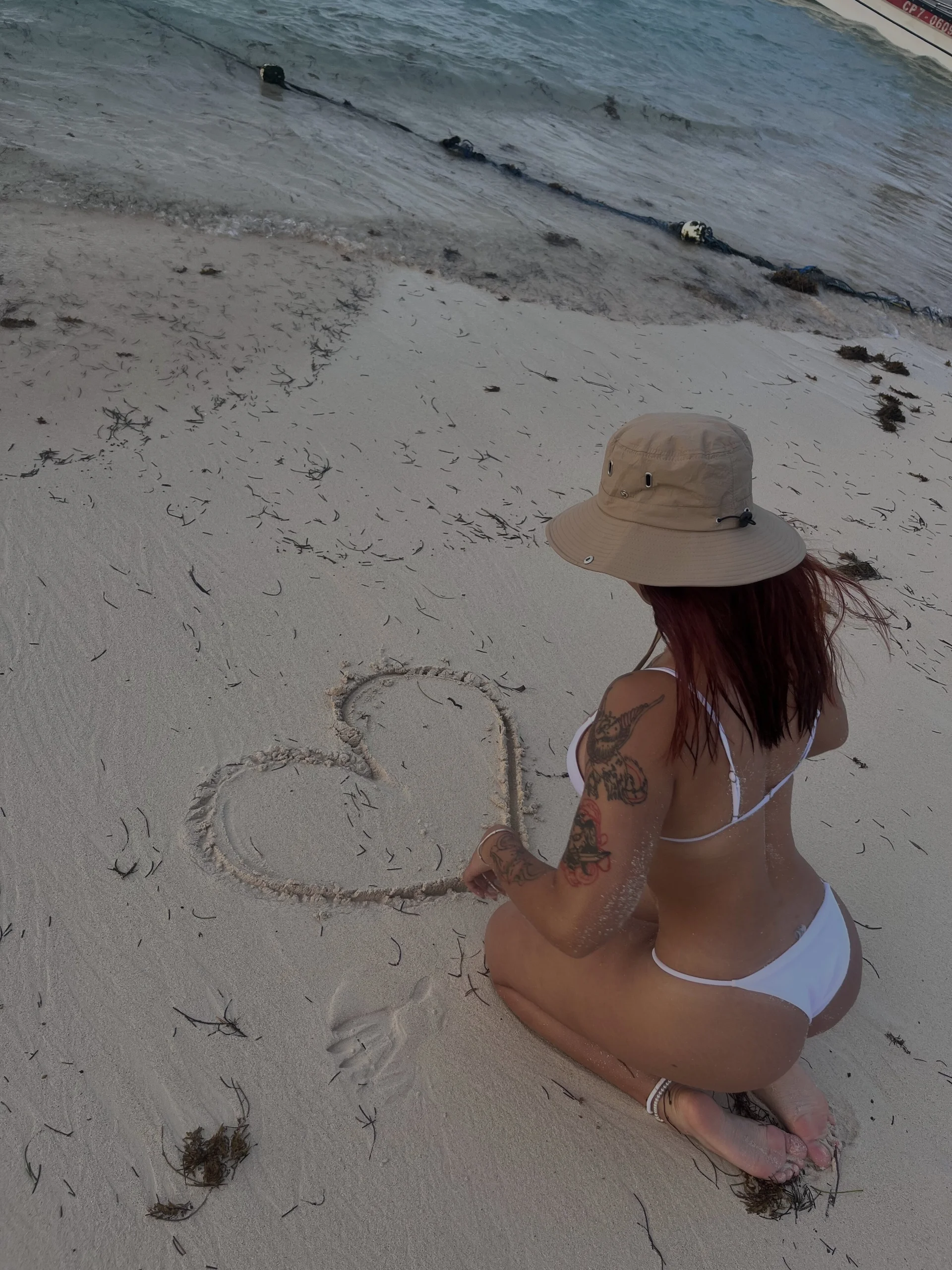 XXX Porn Photo of Nude Miss_Aitanaa 4