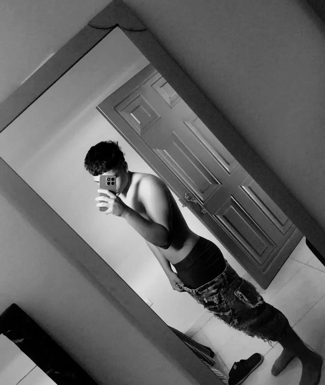 XXX Porn Photo of Nude dennis_hills 6