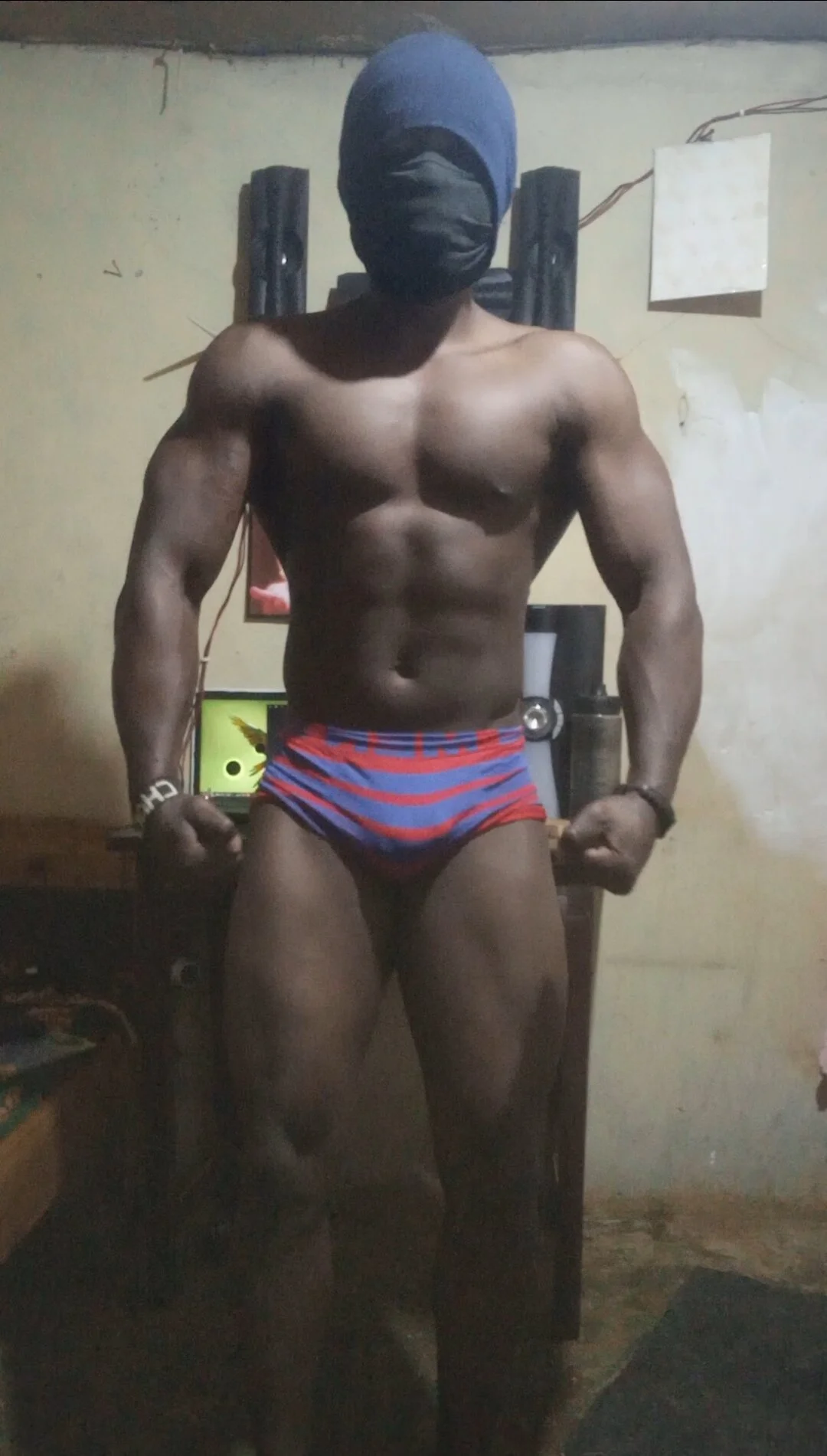 XXX Porn Photo of Nude Bagchaser 7