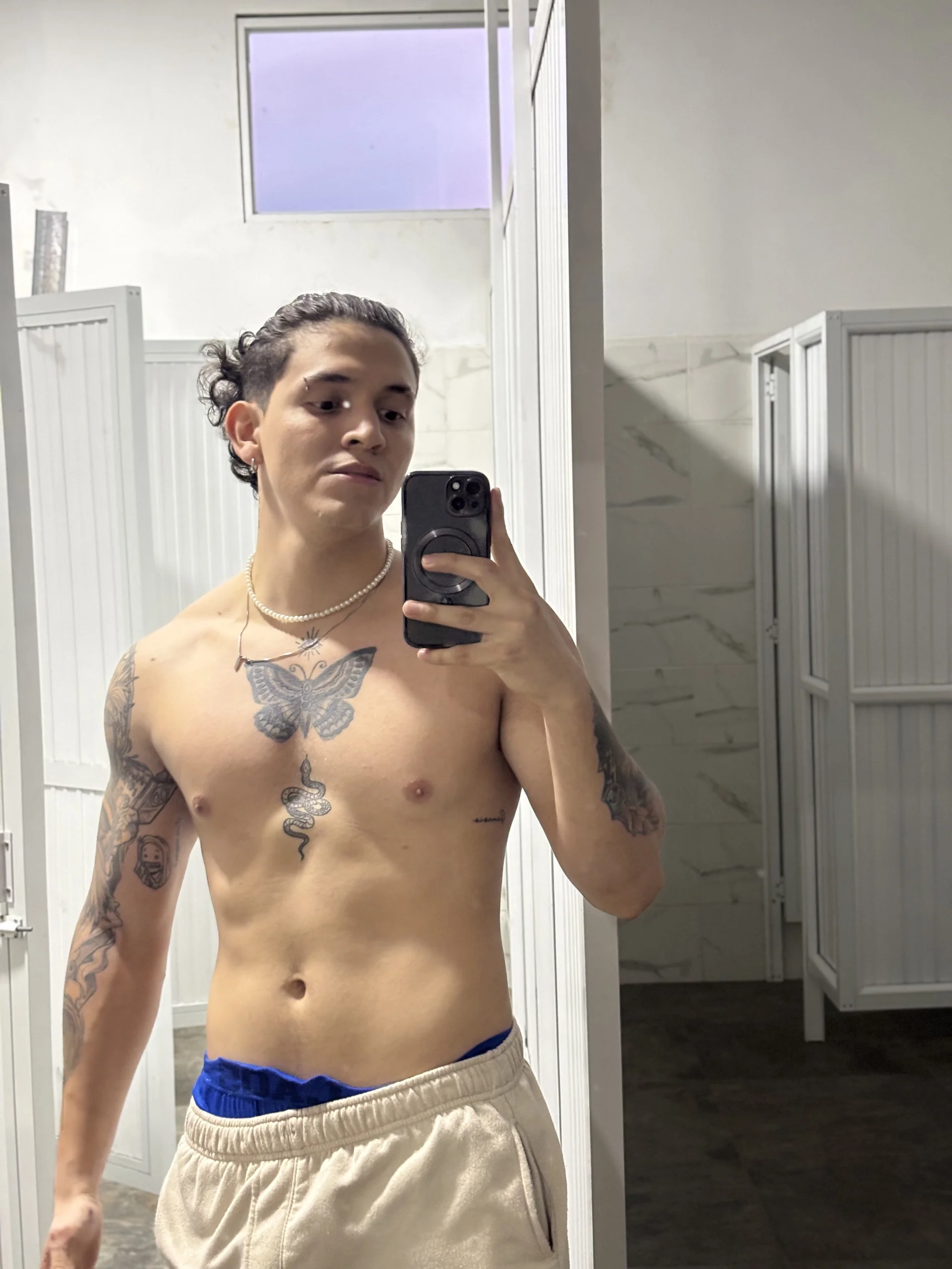 XXX Porn Photo of Nude Aangelhot 21