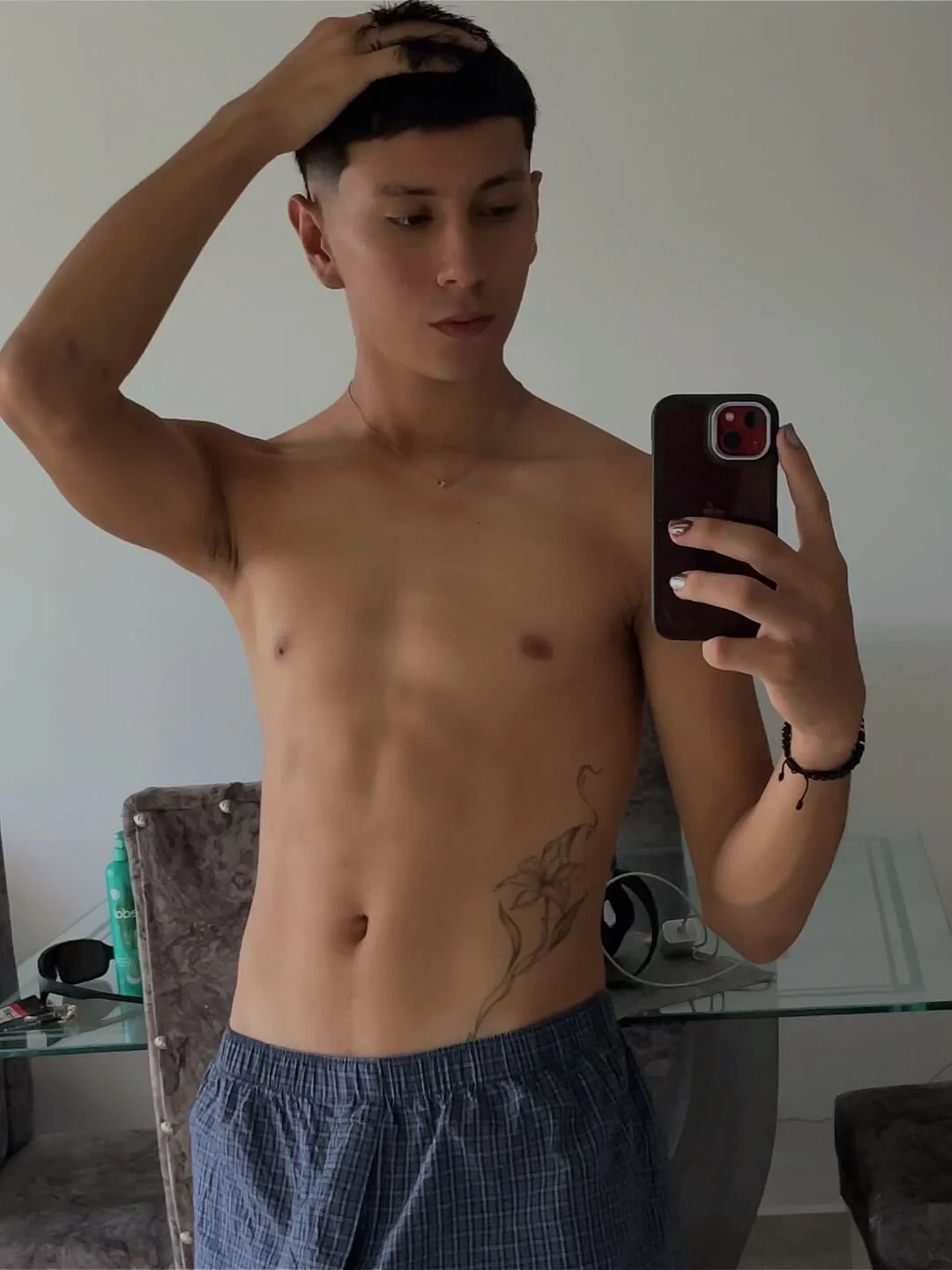 XXX Porn Photo of Nude miky_vellmont 4