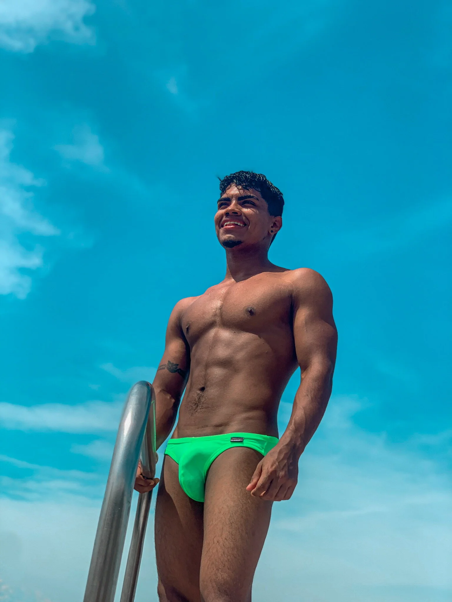 XXX Porn Photo of Nude Young_laroi 5