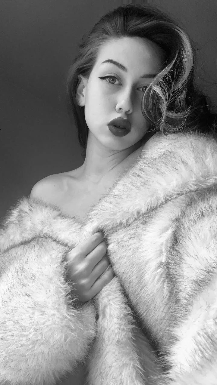 XXX Porn Photo of Nude Nayra_flash 11