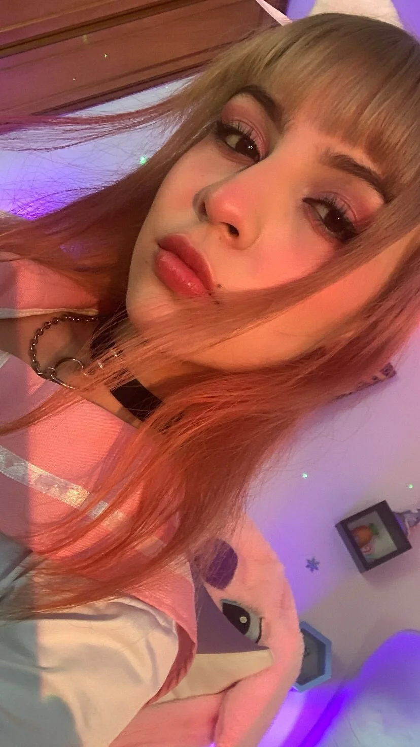 XXX Porn Photo of Nude lolaaa_bunny1 18