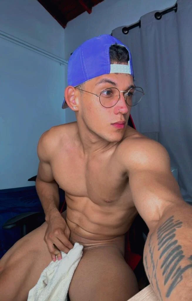 XXX Porn Photo of Nude maximoferrari 3