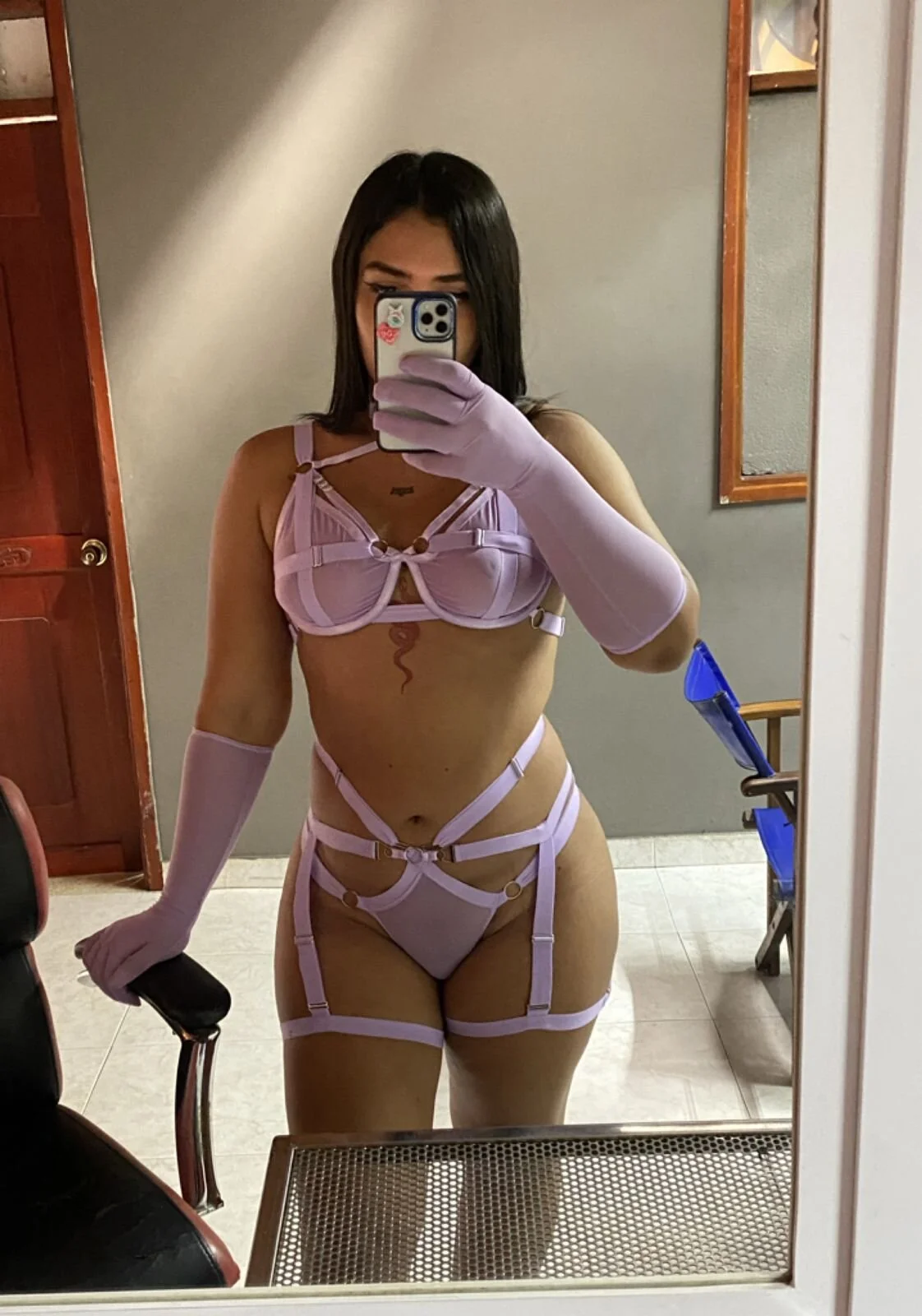 XXX Porn Photo of Nude mensia_hernandz 32