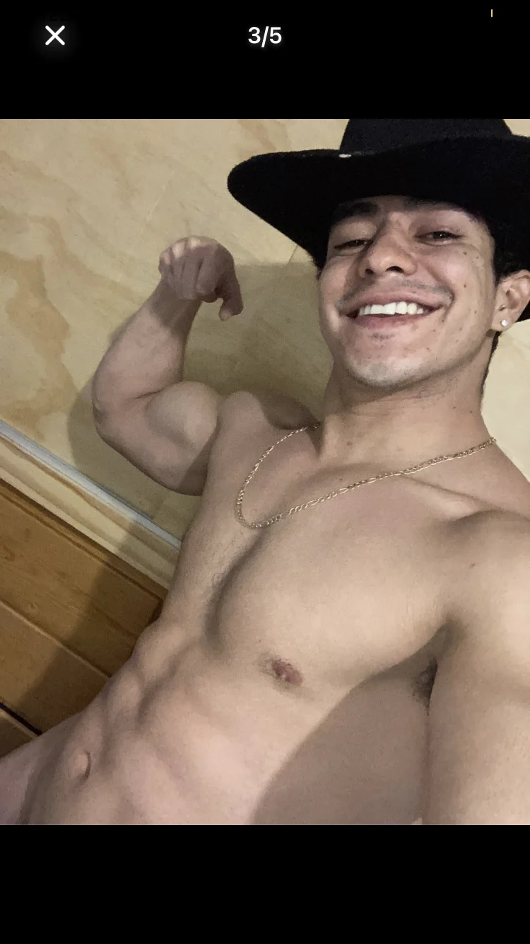 XXX Porn Photo of Nude chico_irresistible 5
