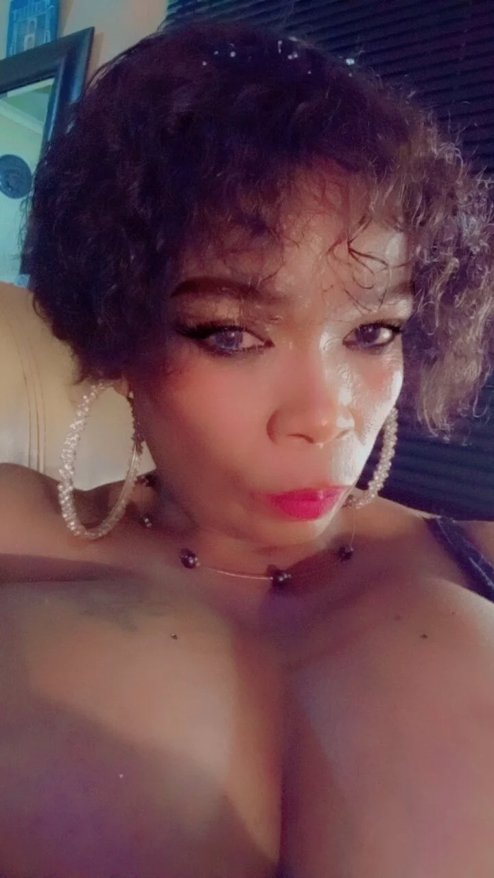 XXX Porn Photo of Nude Gucci_Bx 96