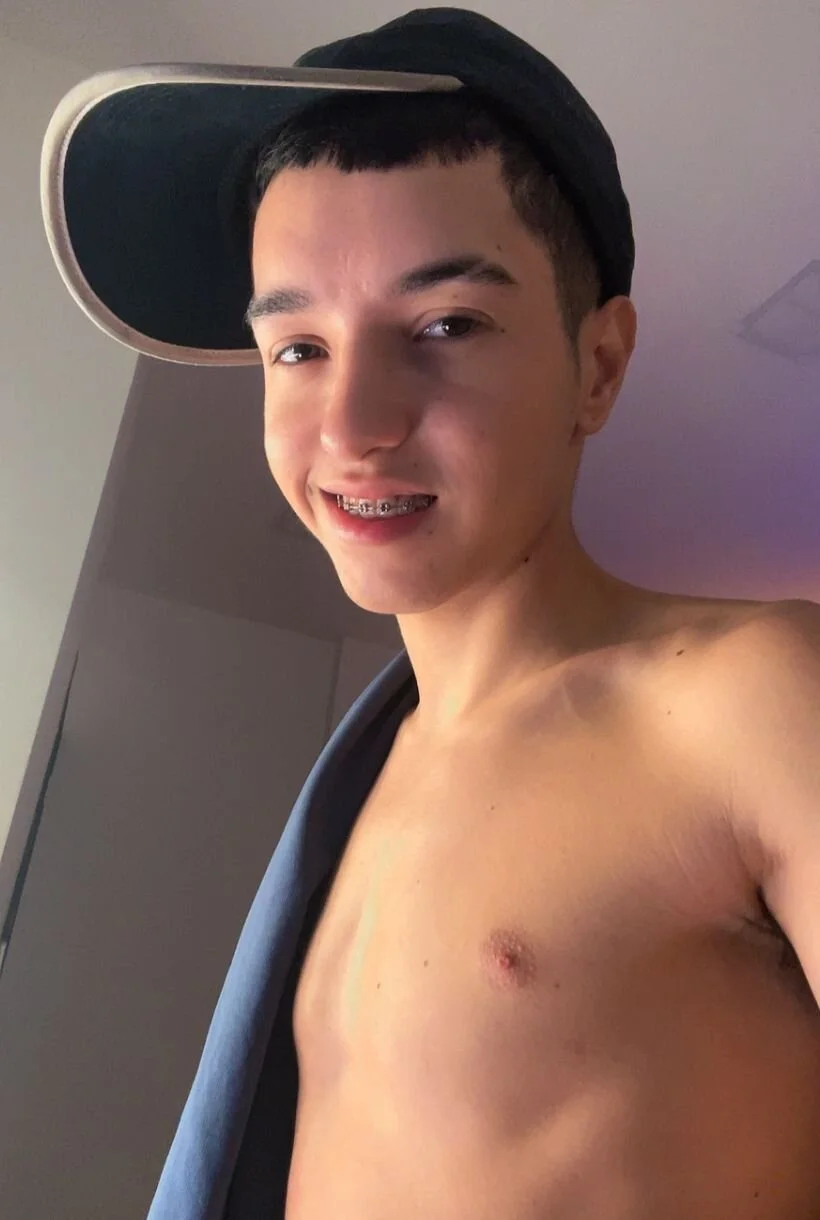 XXX Porn Photo of Nude Dallen_Grant 37