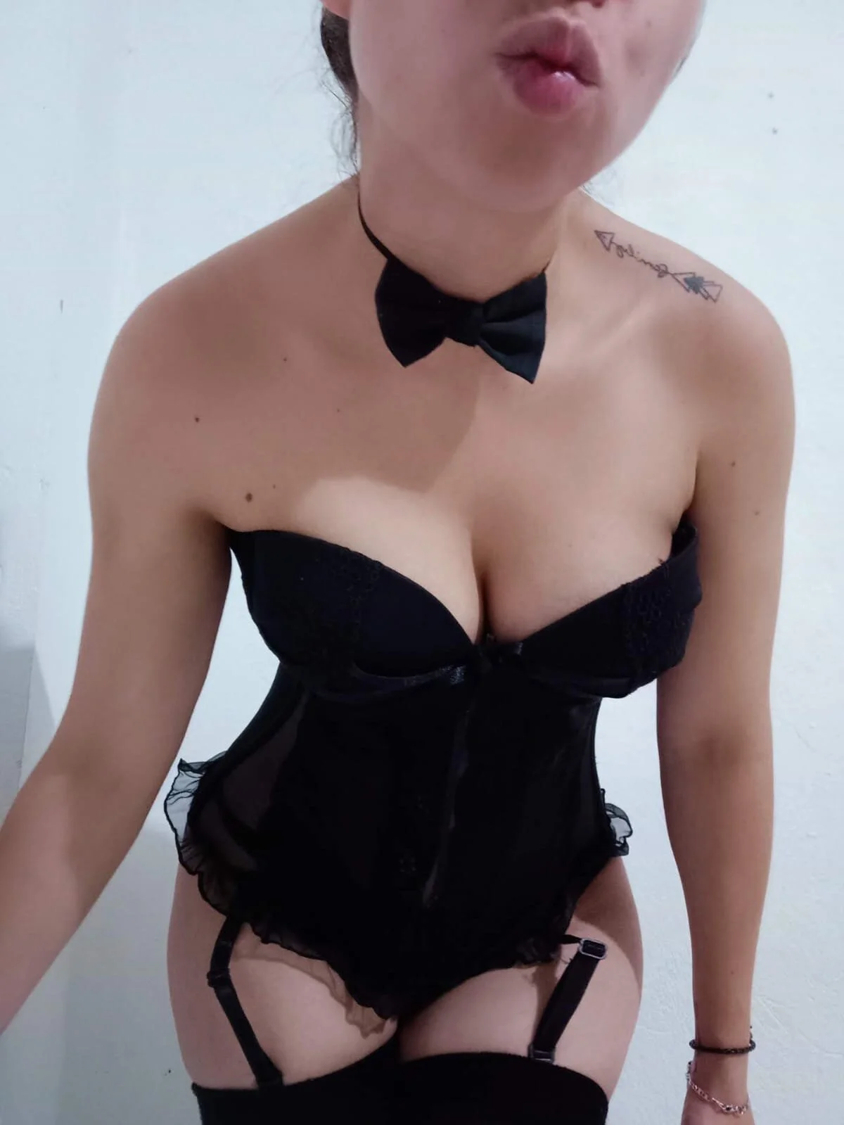XXX Porn Photo of Nude Ema_louis_ 4