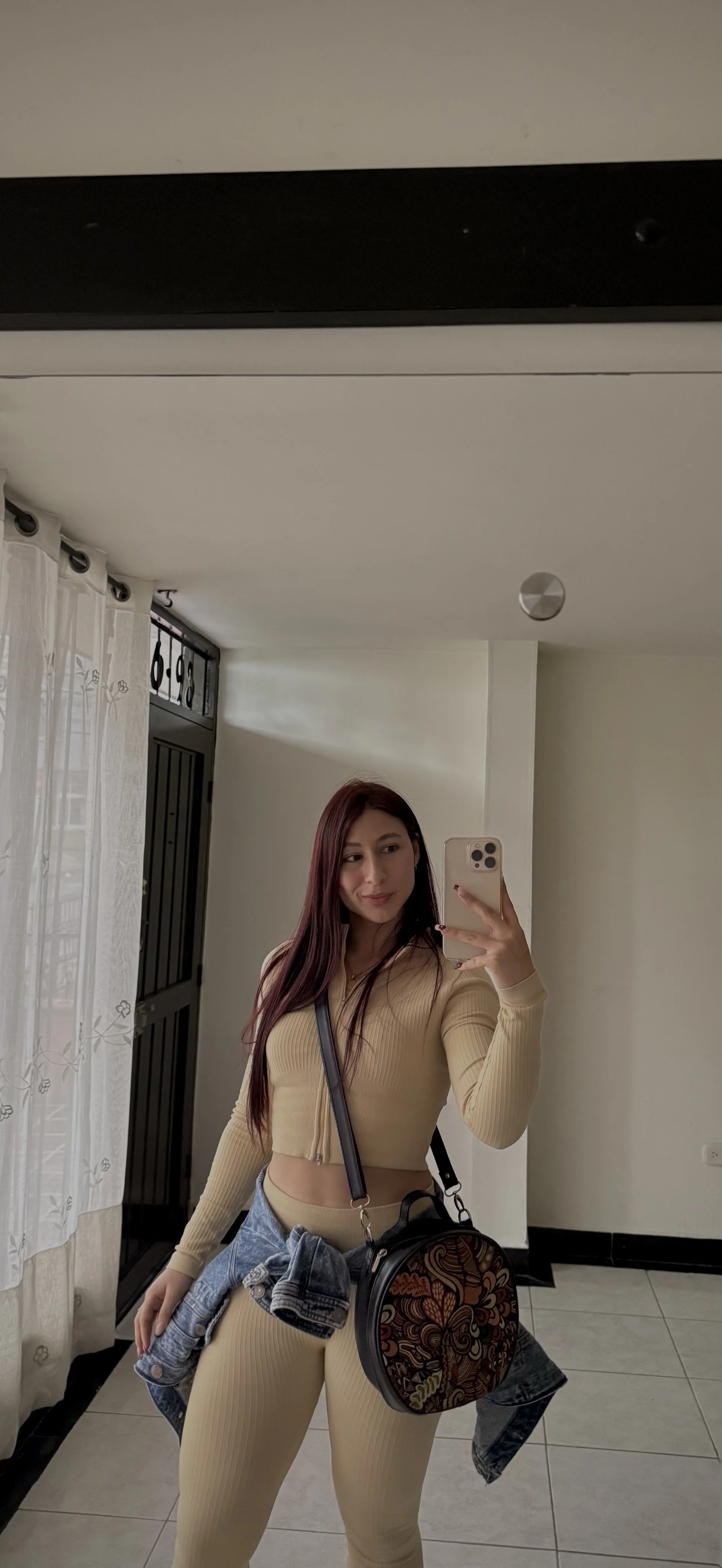XXX Porn Photo of Nude Debby_ryann 1
