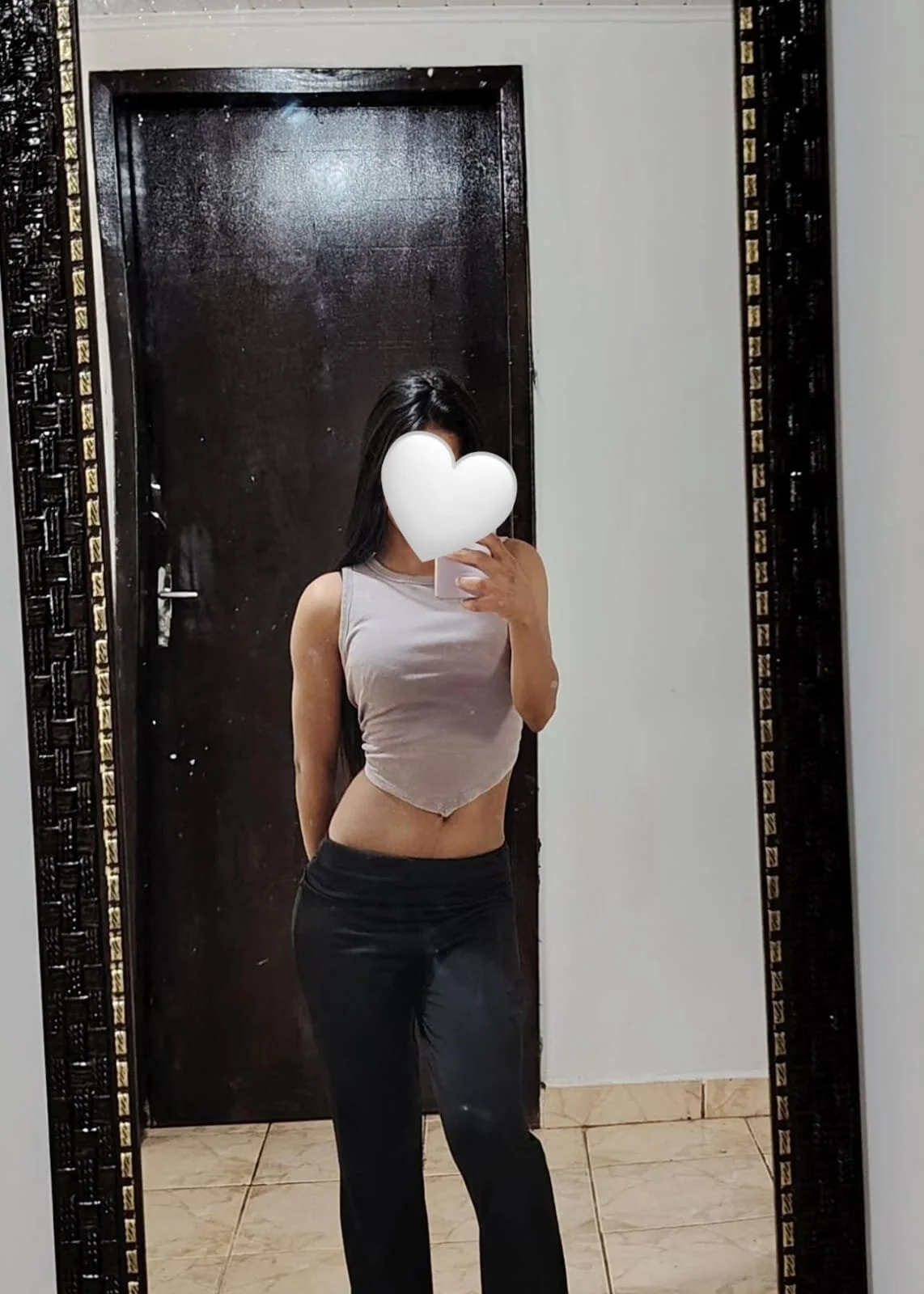 XXX Porn Photo of Nude Nicolle_Greys 4