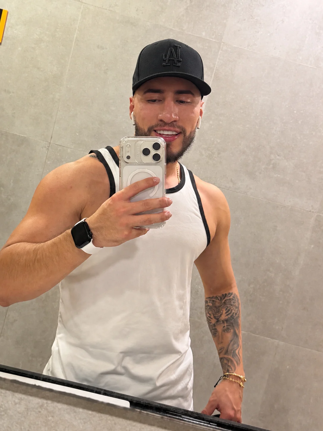 XXX Porn Photo of Nude Thiago_Hill 2