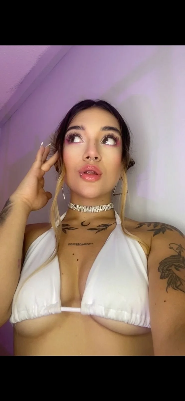 XXX Porn Photo of Nude ashleyvalirya 2