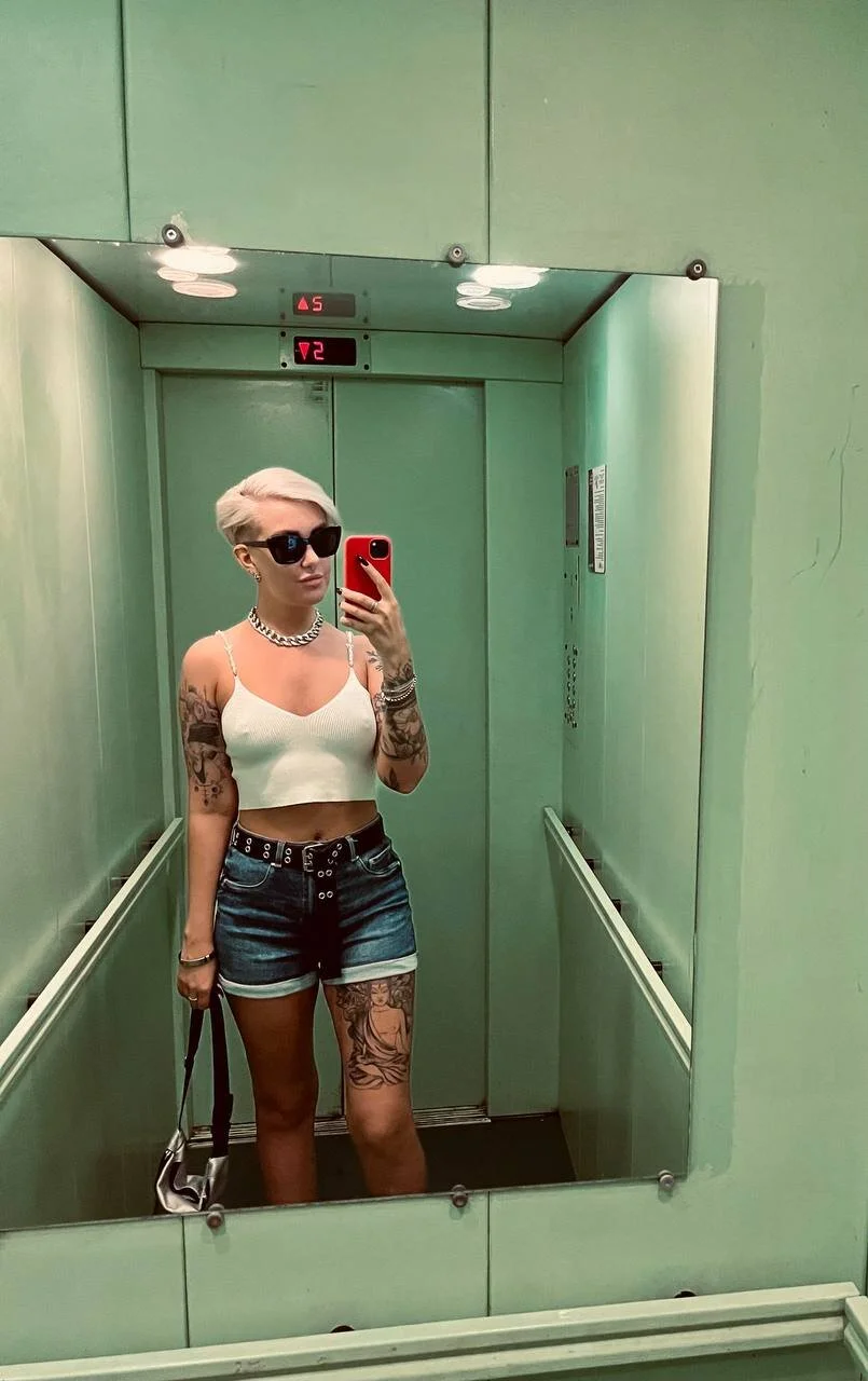 XXX Porn Photo of Nude tykioty_Miley 39