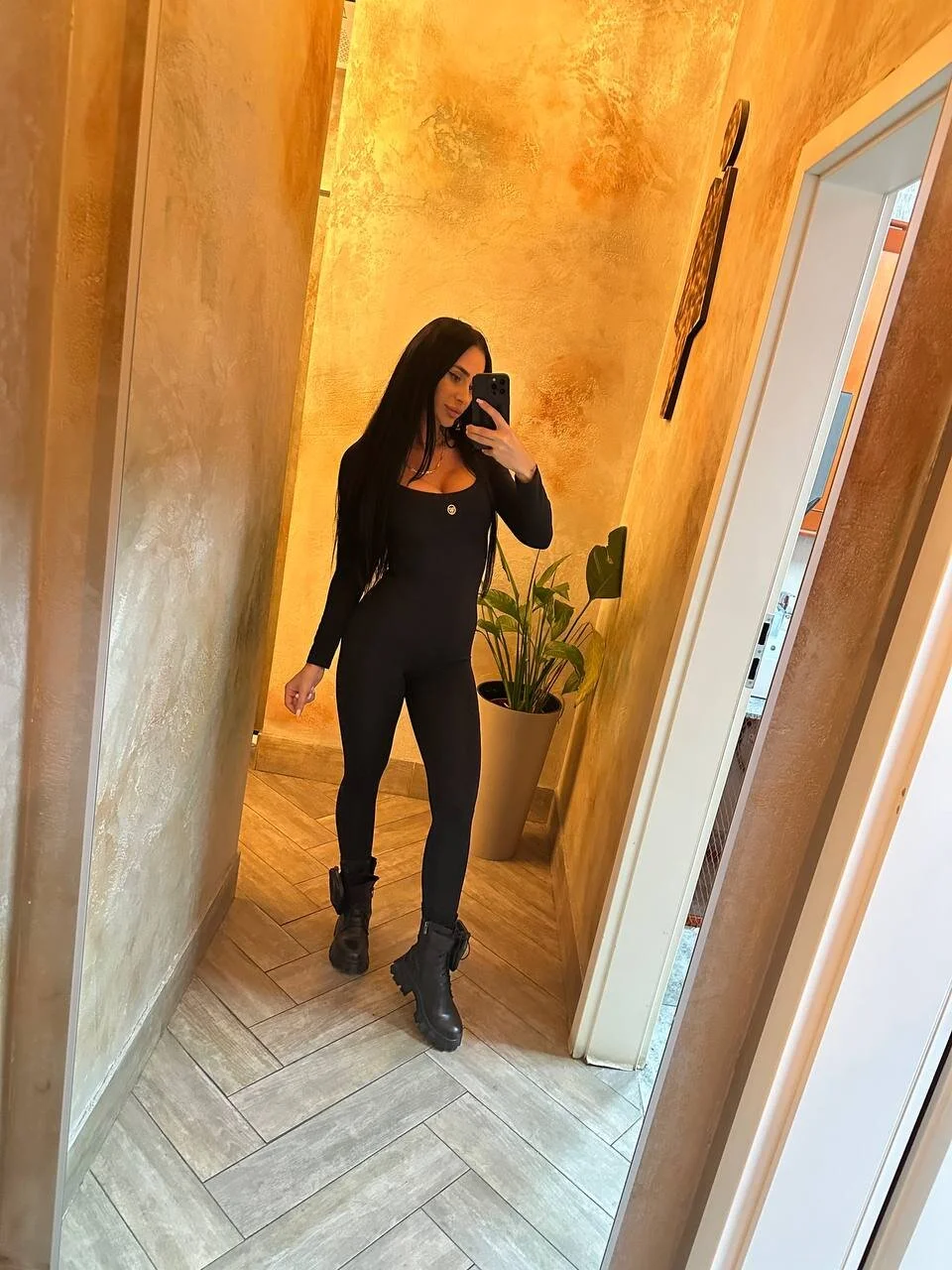 XXX Porn Photo of Nude LaraVos 17