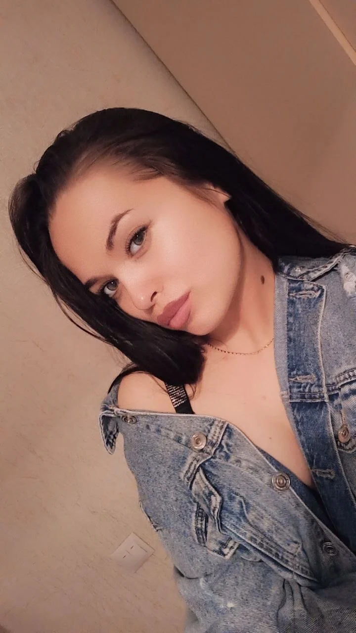 XXX Porn Photo of Nude Luxuriouss_s 16
