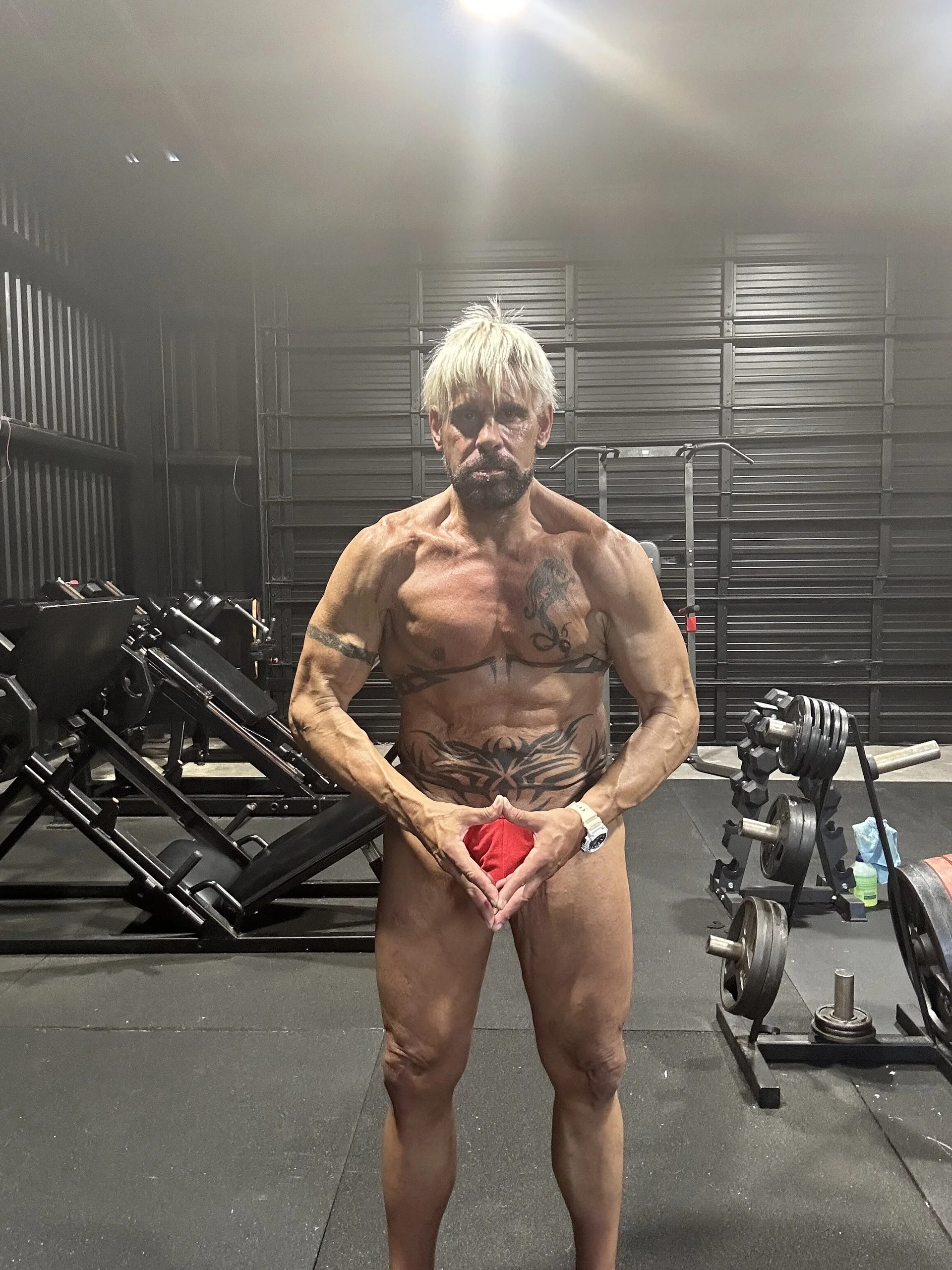 XXX Porn Photo of Nude joeydee1 1